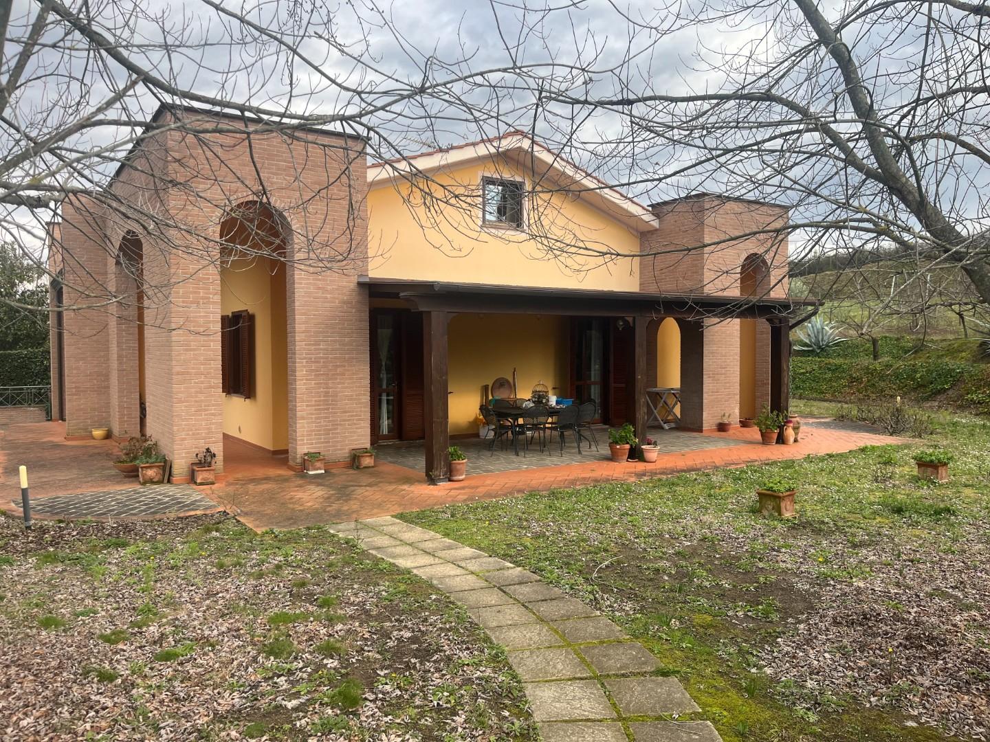 Villa con giardino a Pontedera