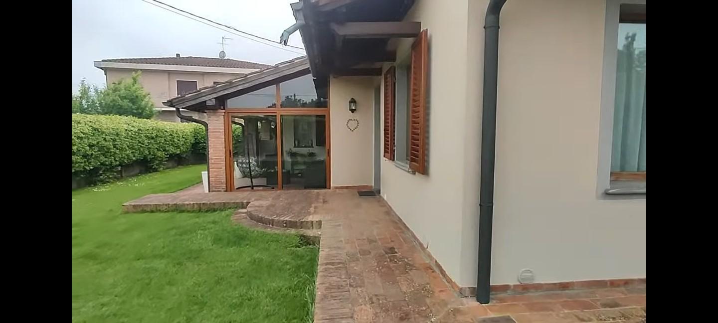 Villa con giardino a Castelfranco di Sotto