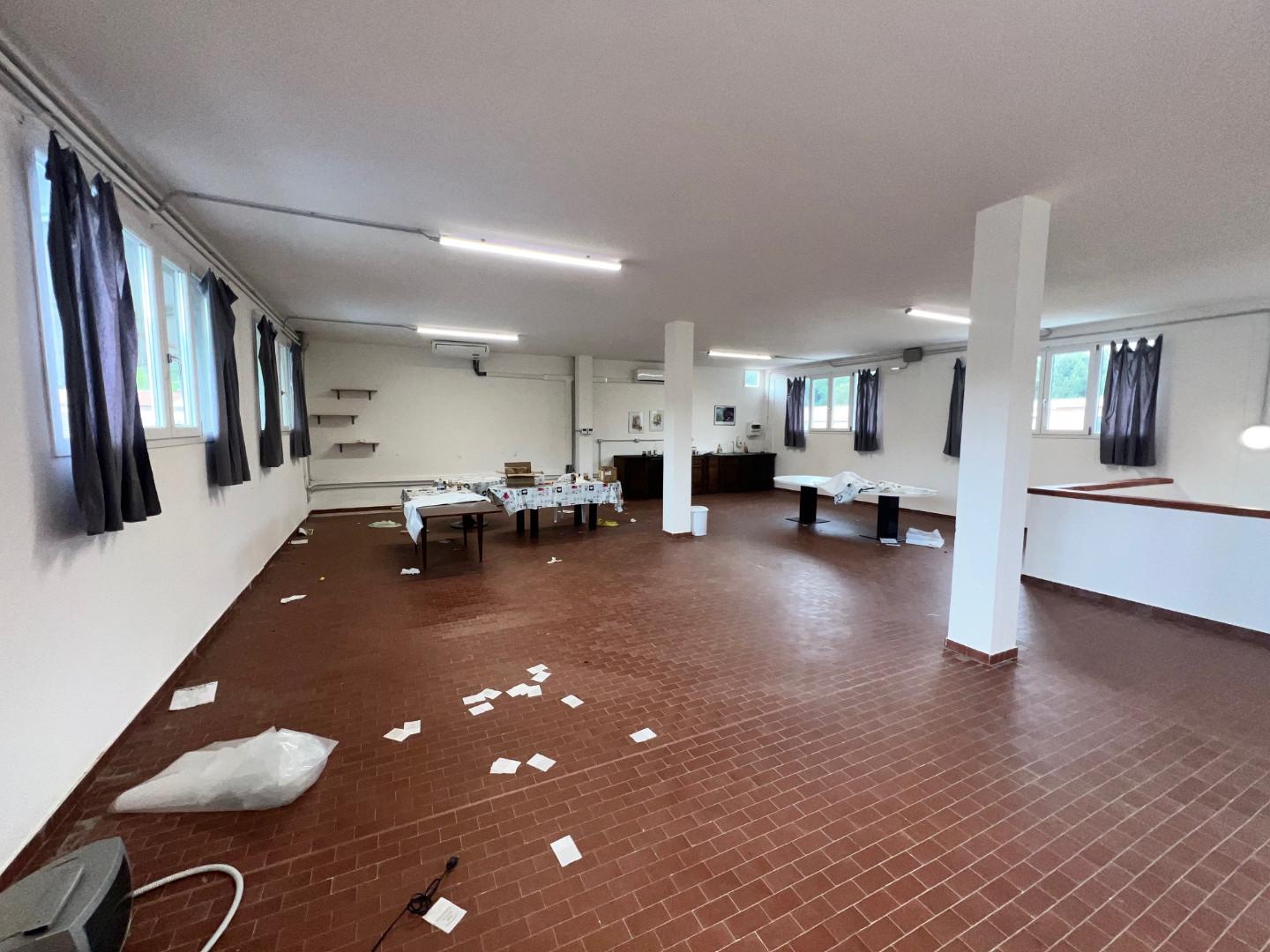 Capannone in vendita a Montelupo Fiorentino