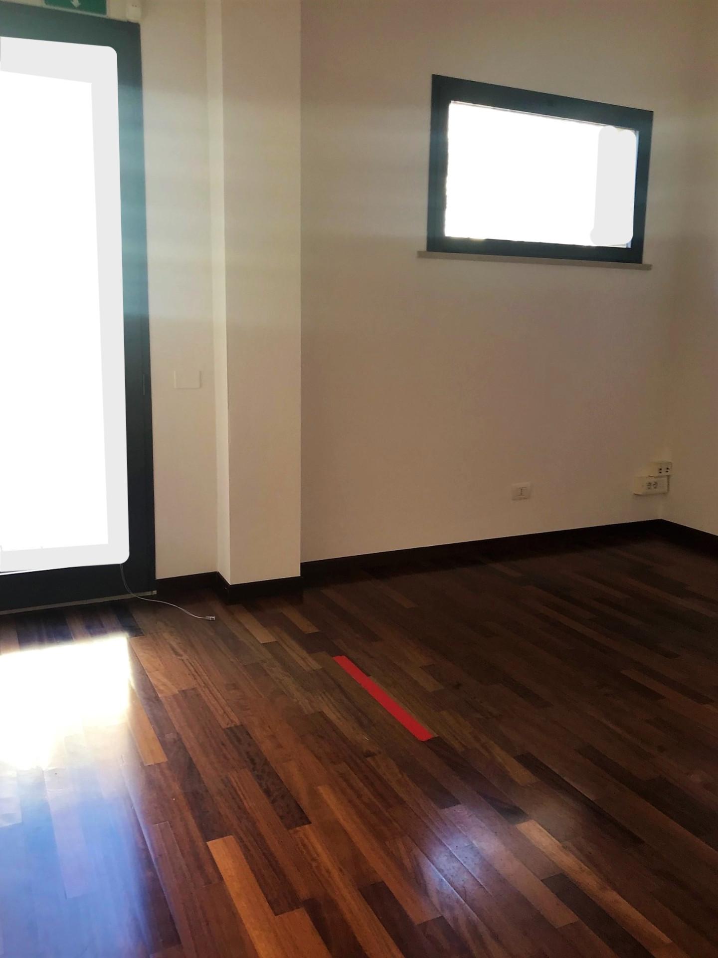 Locale commerciale in affitto a Montelupo Fiorentino