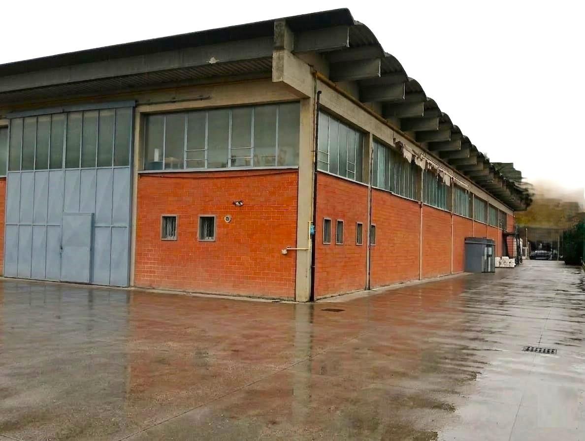Capannone in vendita a Montelupo Fiorentino