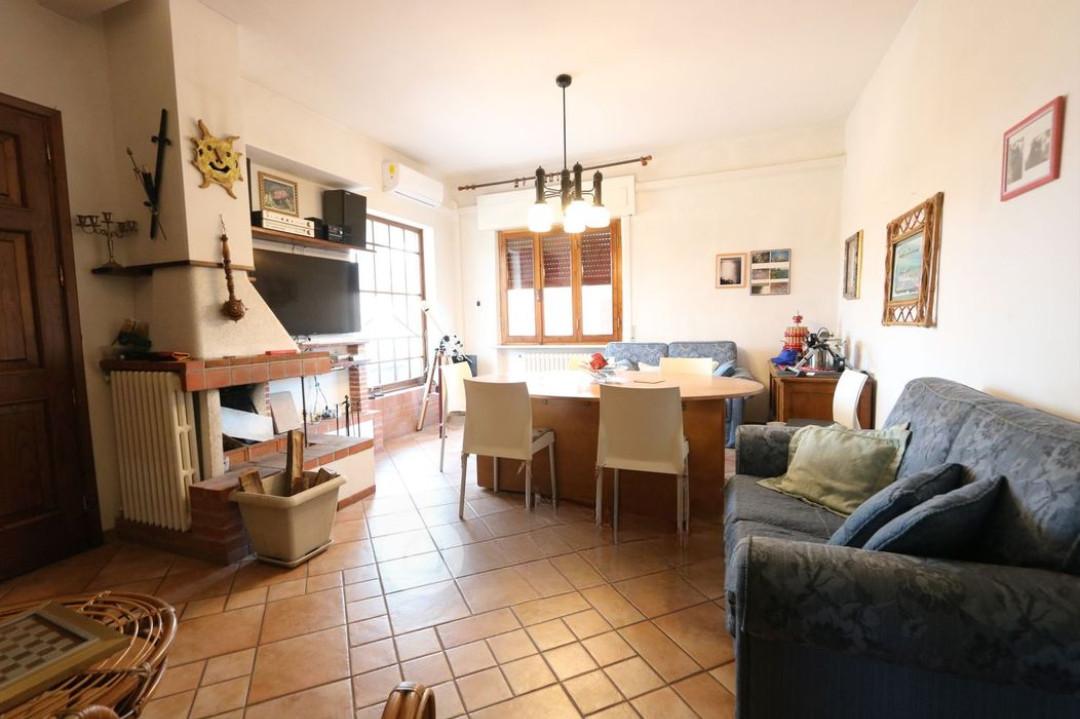 Appartamento con giardino, Bientina guerrazzi