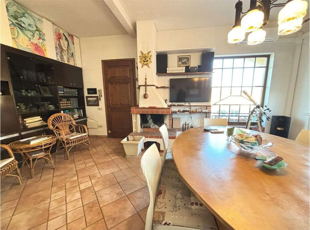 Appartamento con giardino, Bientina guerrazzi