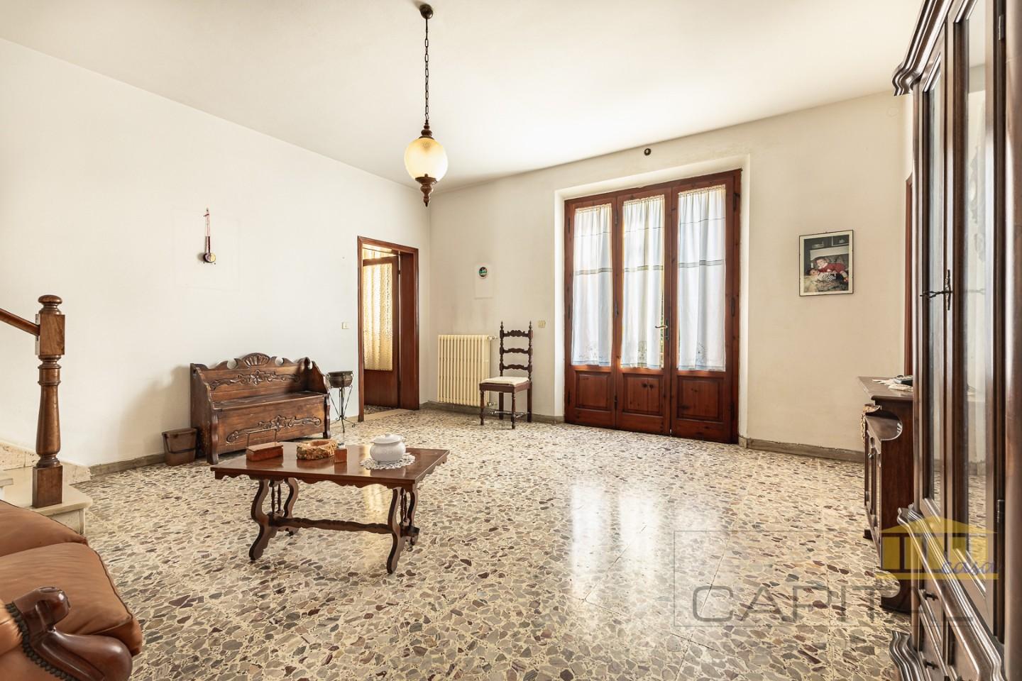 Casa indipendente con giardino a Vicopisano