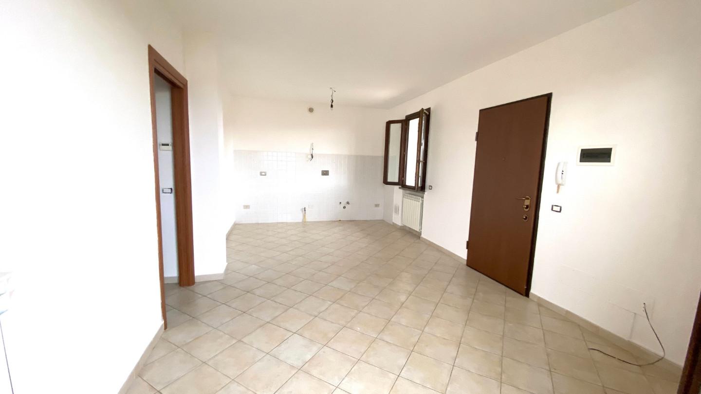 Trilocale in affitto, Calcinaia oltrarno