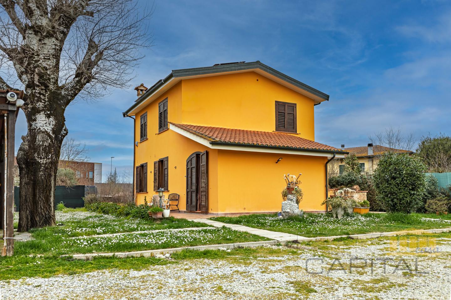 Villa con giardino a Fucecchio