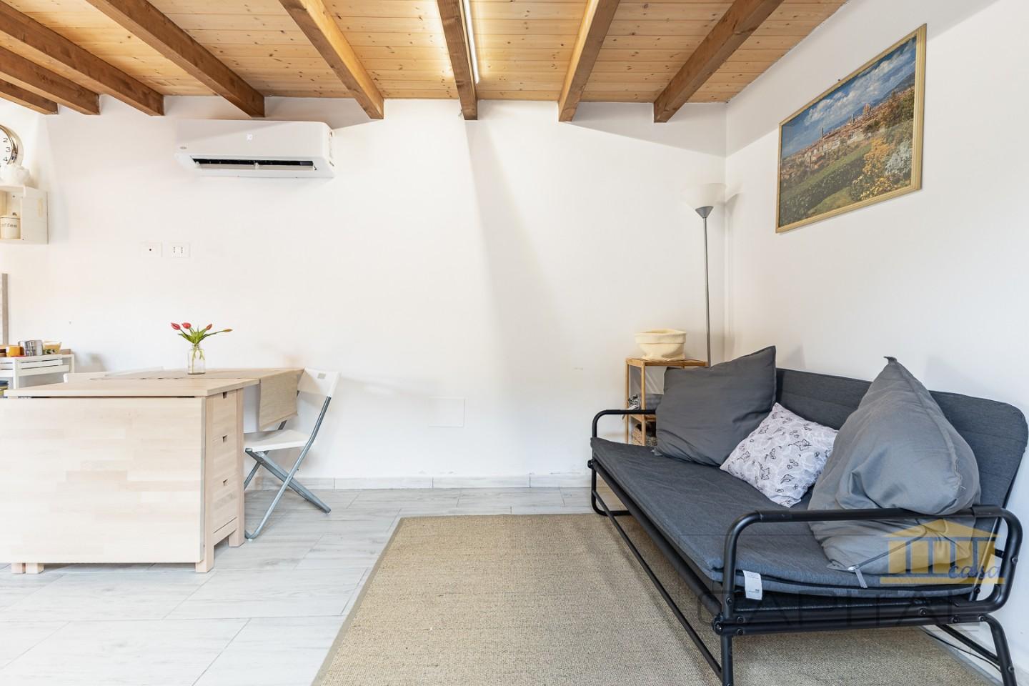 Casa indipendente arredata in affitto, Pisa marina di