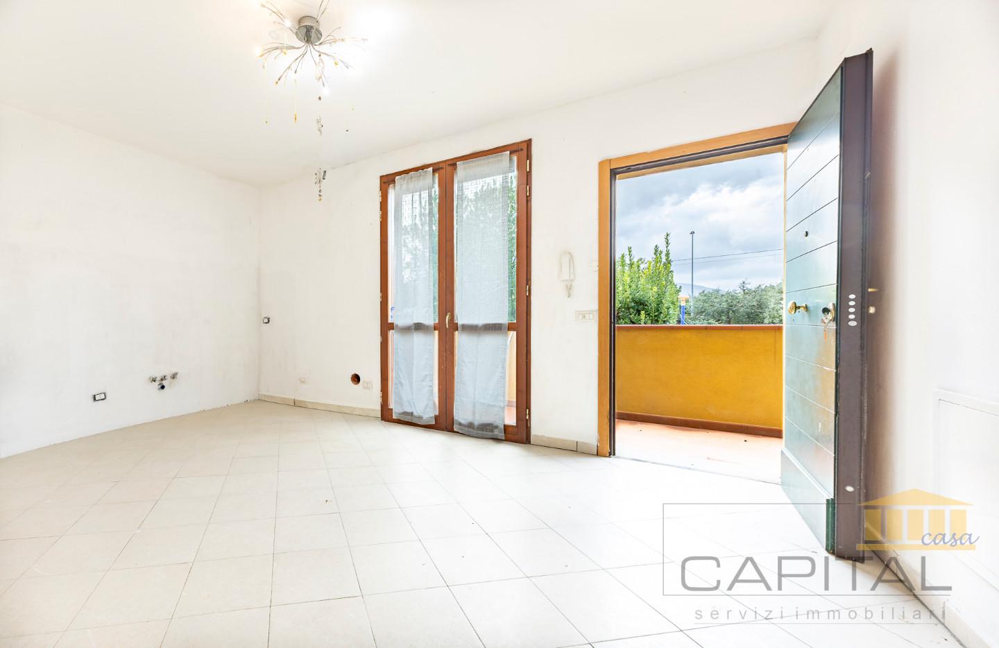 Trilocale con terrazzo, Bientina quattro strade