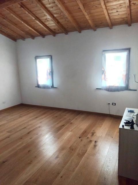 Casa indipendente con giardino a Vecchiano