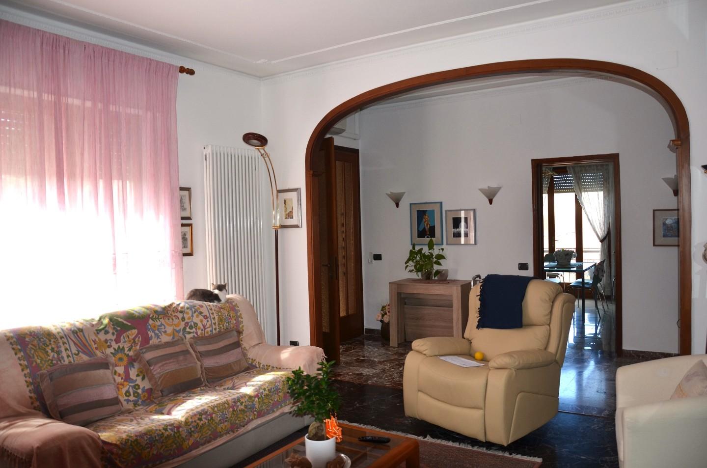 Villa con giardino a Vecchiano