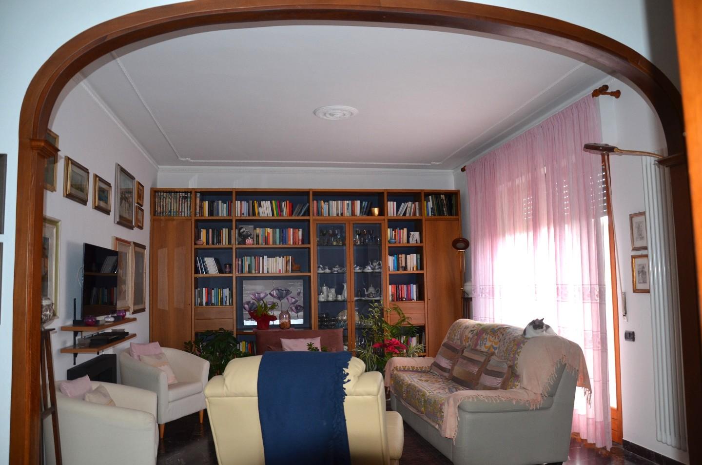 Villa con giardino a Vecchiano
