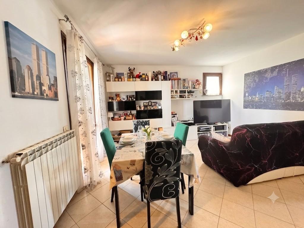 Quadrilocale con terrazzo a Pontedera