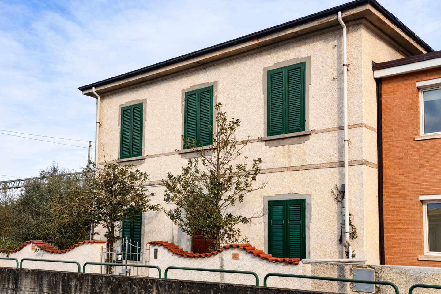Casa indipendente con giardino a Pontedera