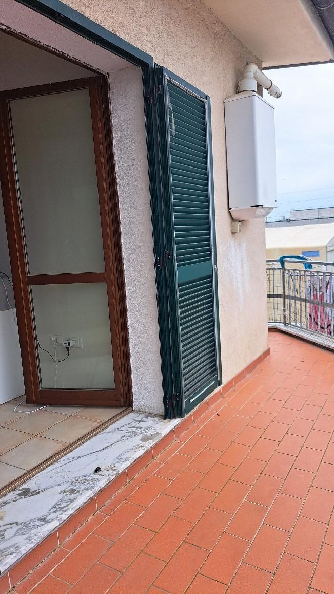 Bilocale con terrazzo, Cascina navacchio