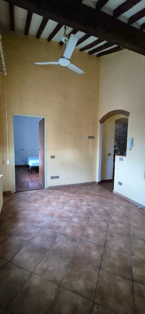 Casa indipendente in affitto, Cascina montione