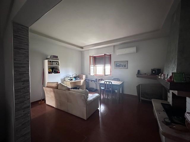 Casa indipendente con giardino a Cascina