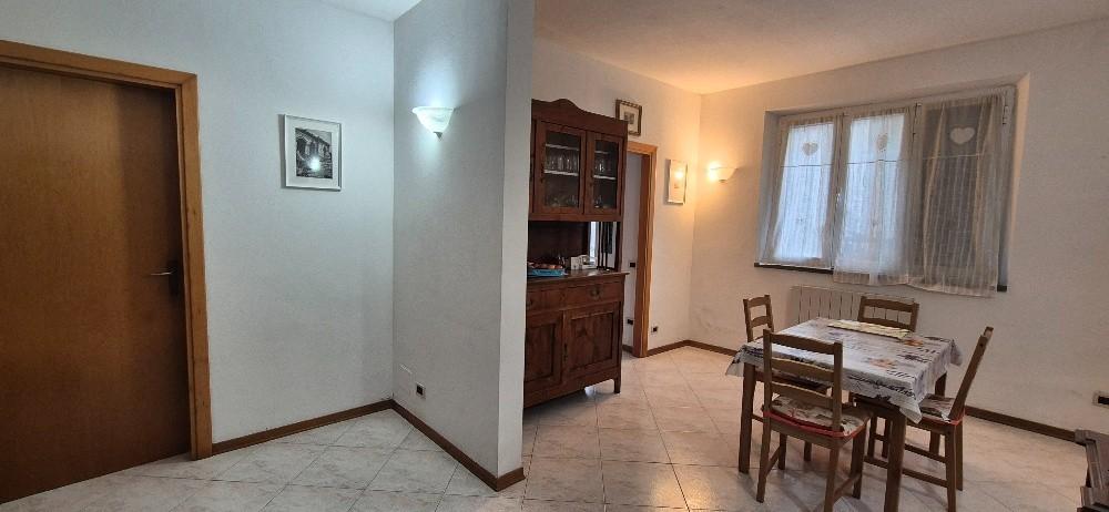 Villa con giardino a Cascina