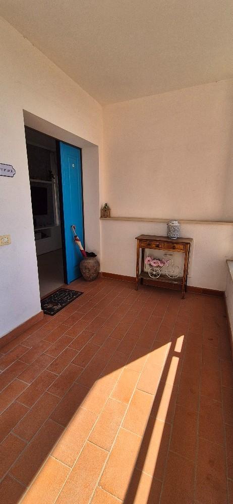 Attico con terrazzo a Cascina