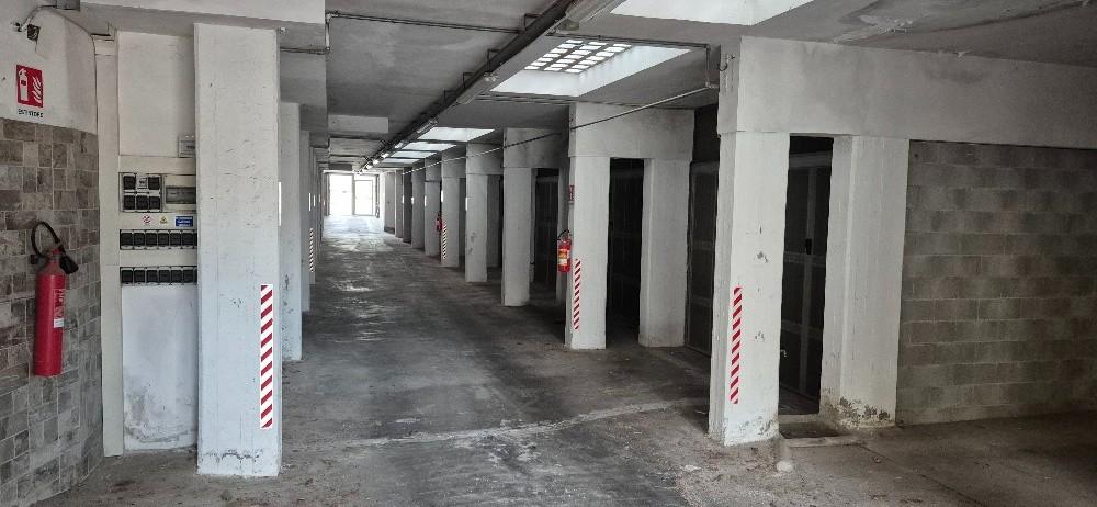 Box/Garage 23mq in vendita, Pisa lungarni