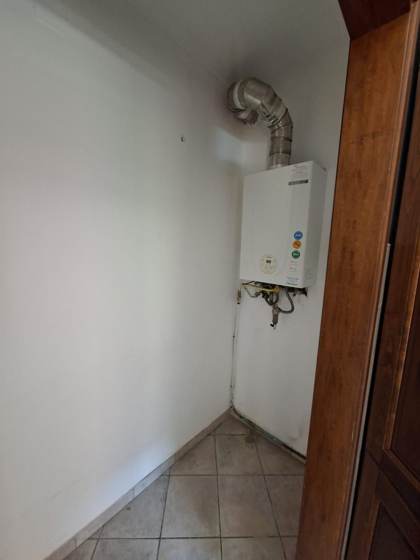 Appartamento con terrazzo a Cascina