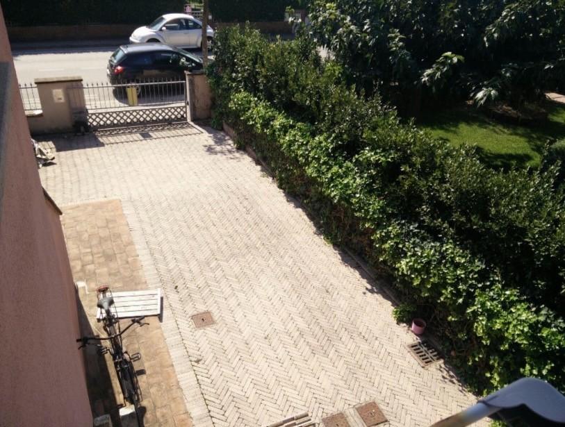 Villa con giardino, Calcinaia fornacette