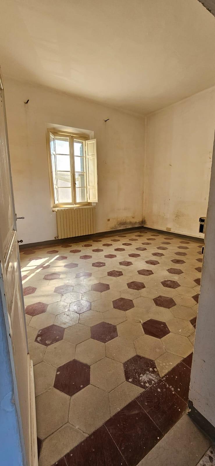 Trilocale con giardino a Fauglia