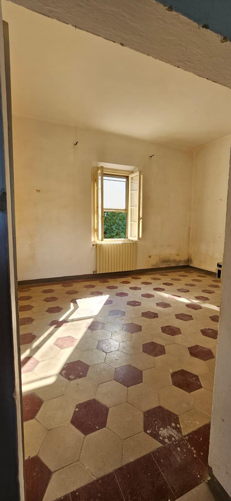 Trilocale con giardino a Fauglia