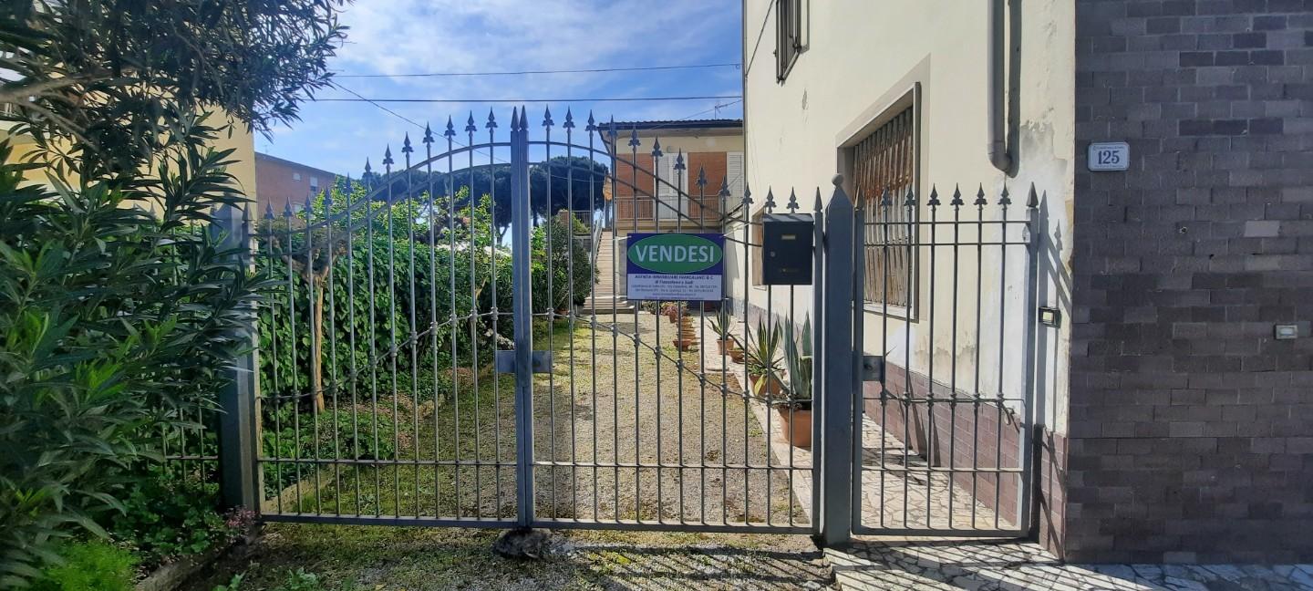 Casa indipendente con giardino a Castelfranco di Sotto