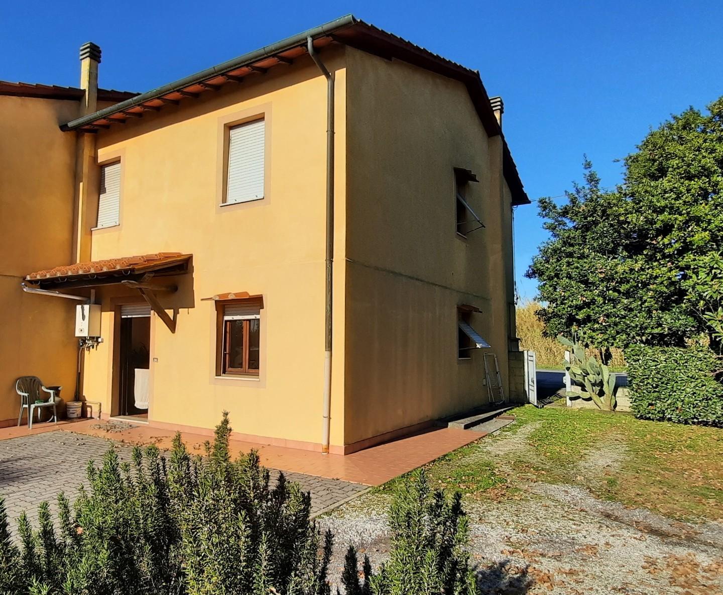 Casa indipendente con giardino, Santa Maria a Monte ponticelli
