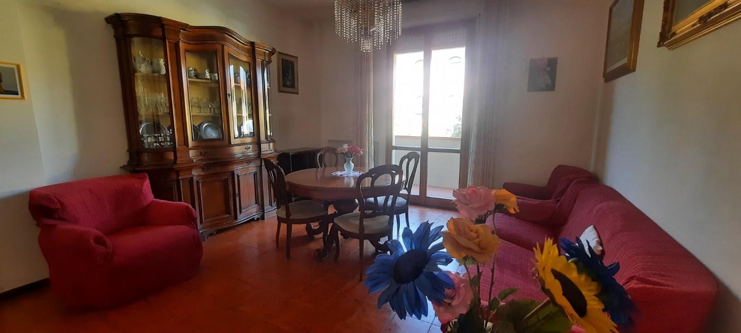 Appartamento con terrazzi a Santa Croce sull'Arno