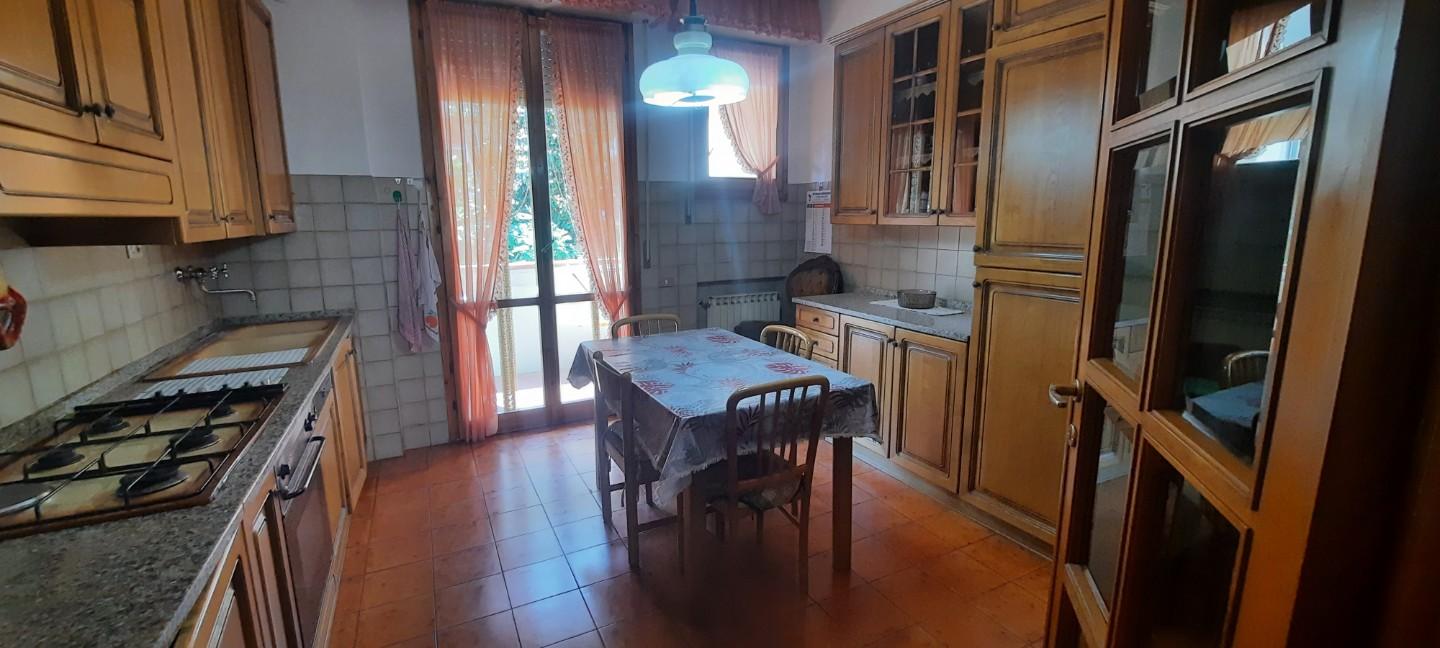 Appartamento con terrazzi a Santa Croce sull'Arno