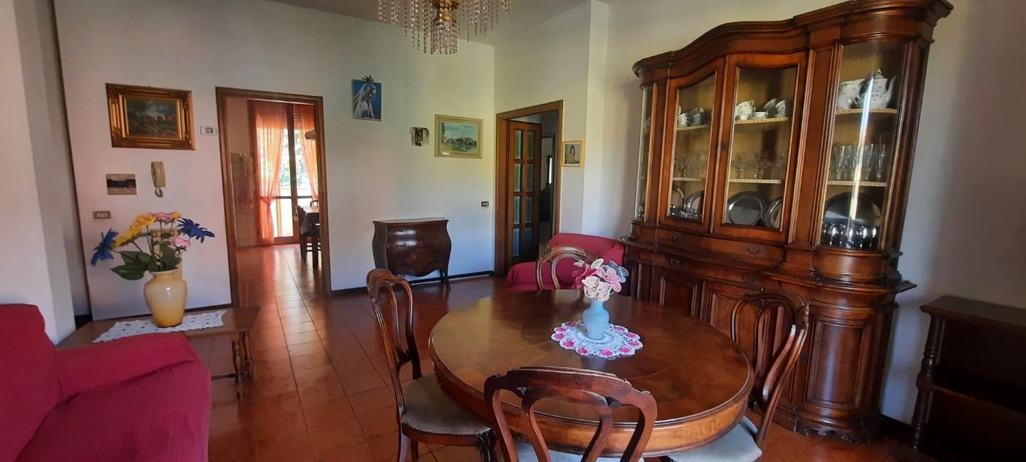 Appartamento con terrazzi a Santa Croce sull'Arno