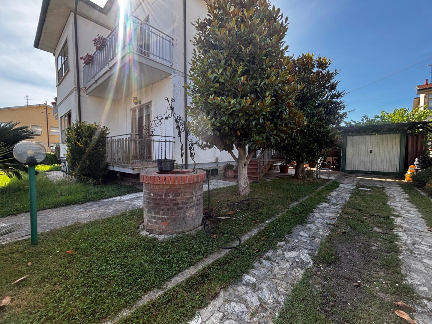 Villa con giardino, Pisa san piero a grado