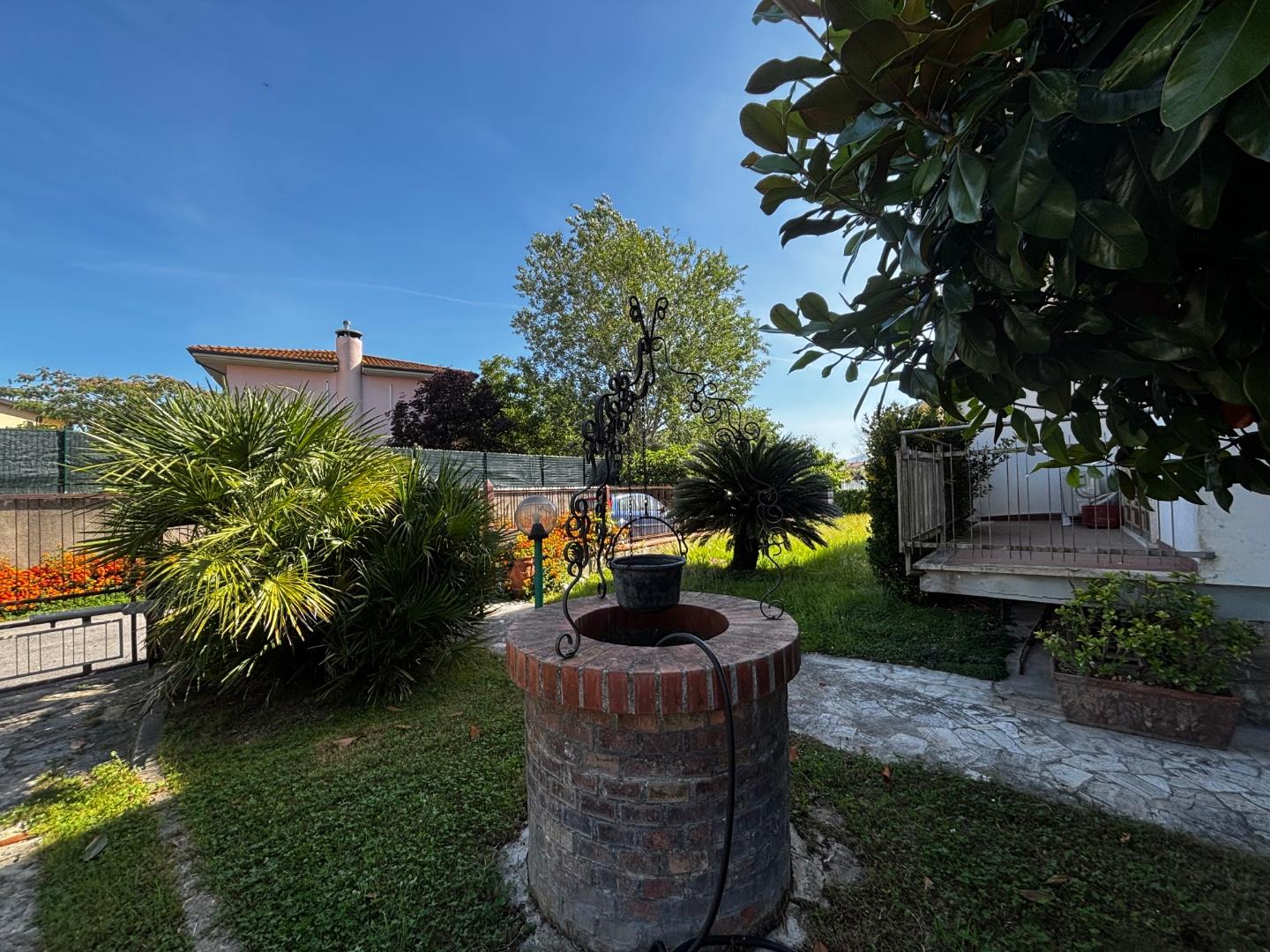 Villa con giardino, Pisa san piero a grado