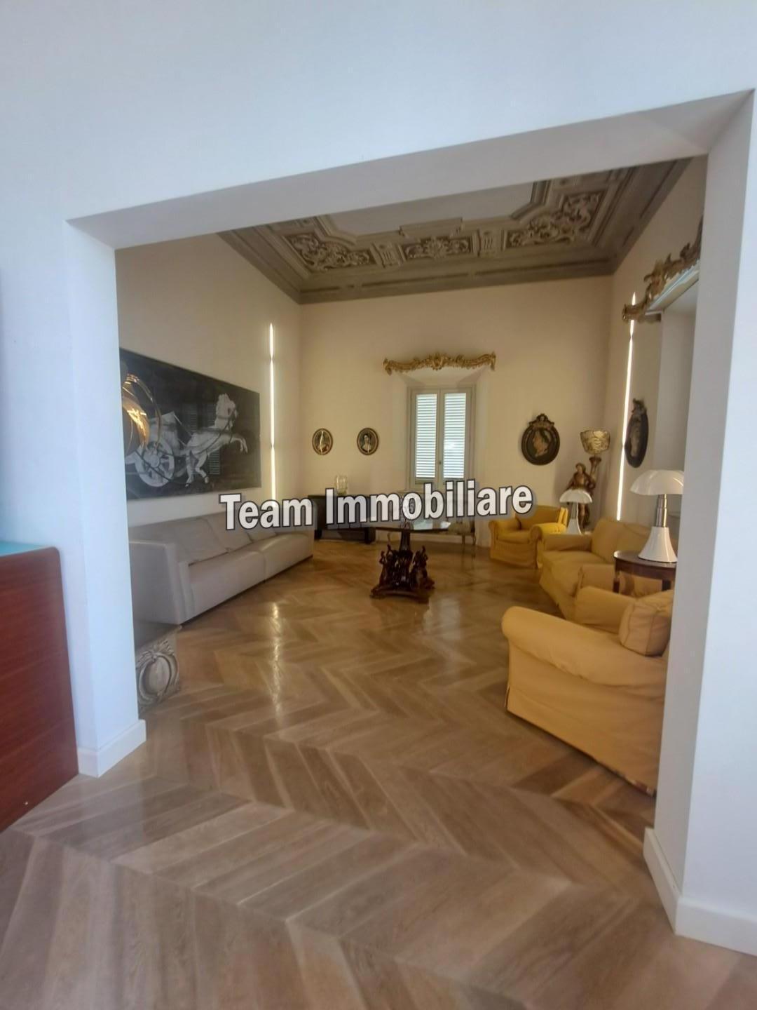 Appartamento con giardino, Livorno antignano