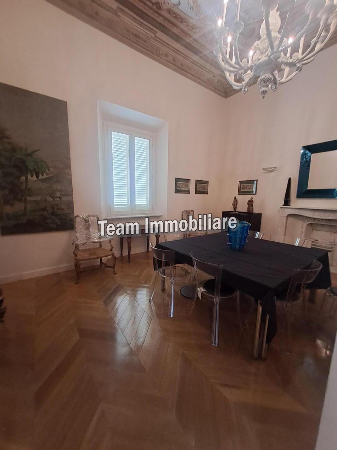 Appartamento con giardino, Livorno antignano