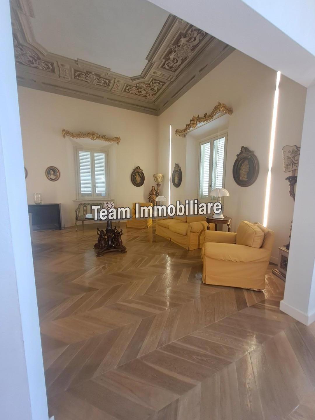 Appartamento con giardino, Livorno antignano