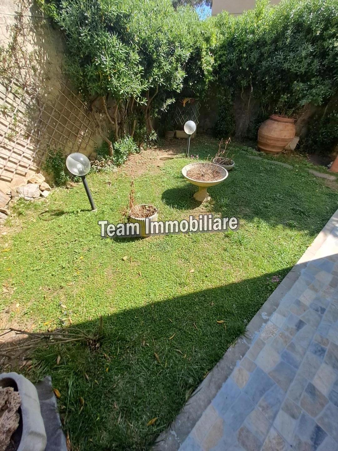 Bilocale con giardino, Livorno antignano