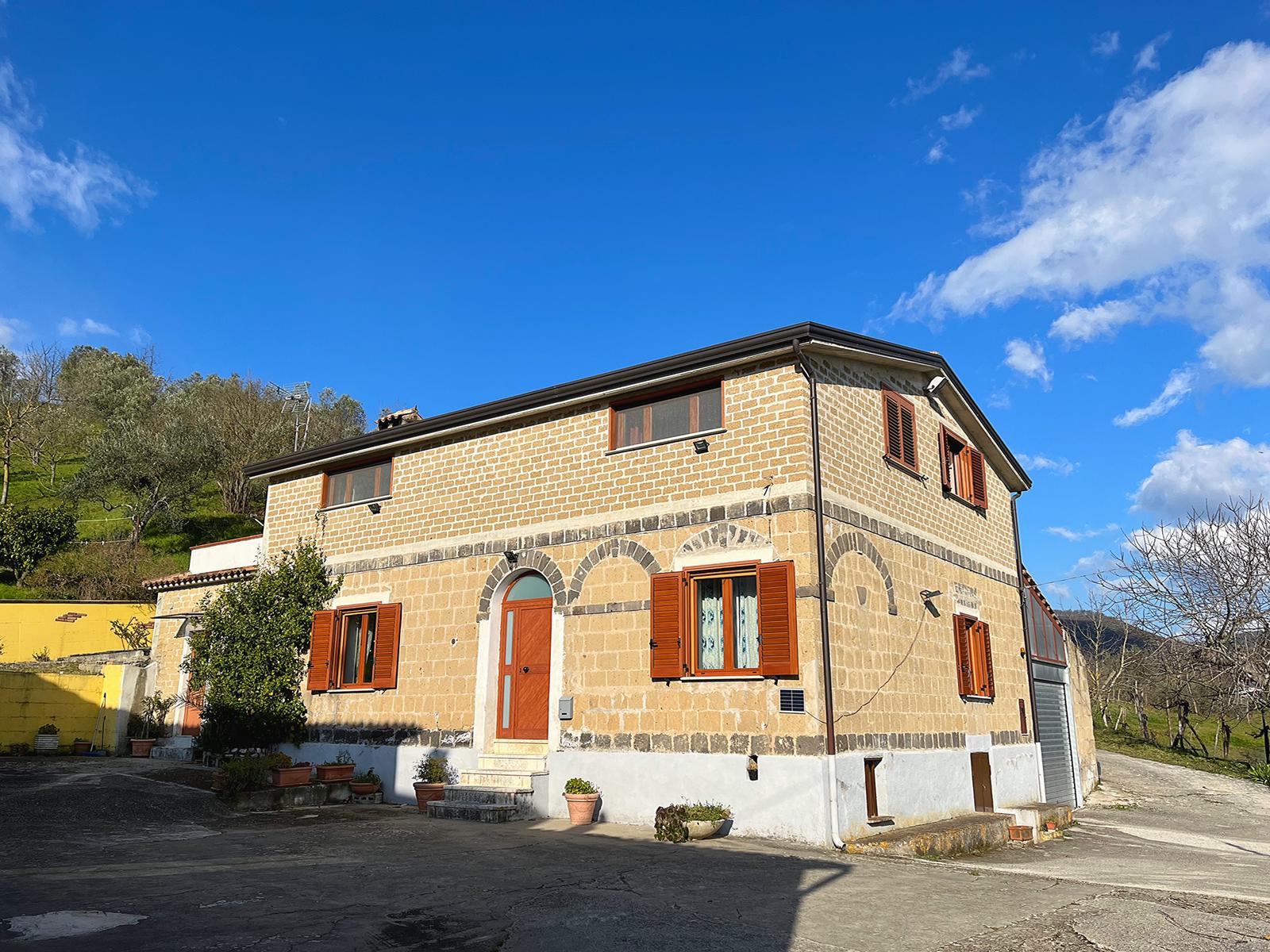 Villa in vendita in via tesauro, Piana di Monte Verna