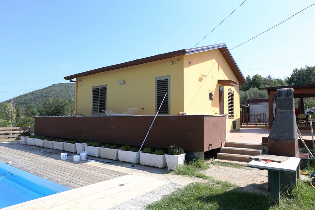 Villa in vendita a Caiazzo in via santa cristina - 01