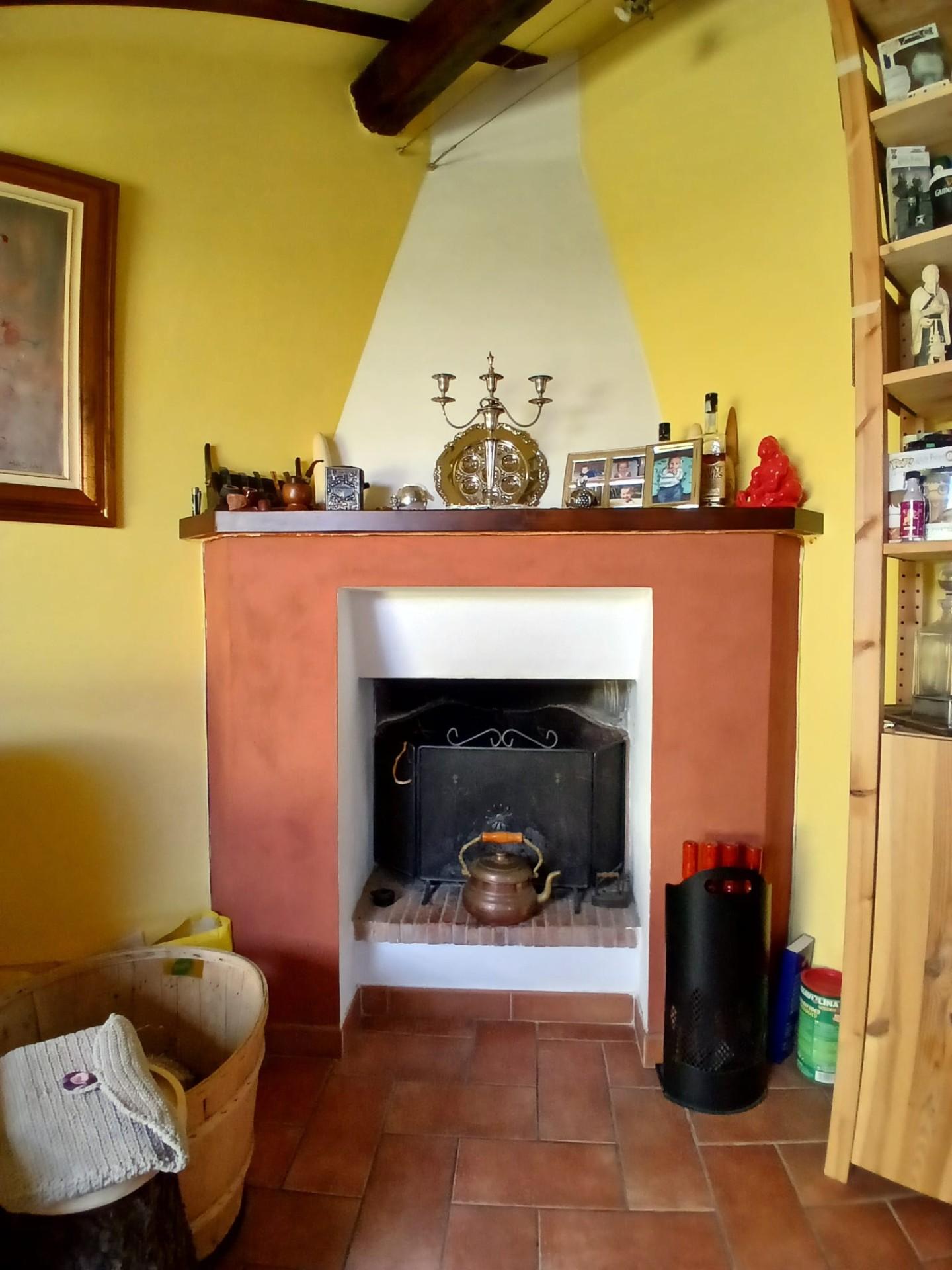 Quadrilocale in vendita, Livorno zola