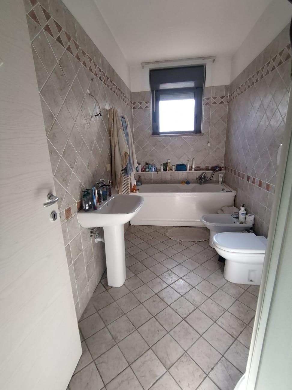 Quadrilocale con giardino a Livorno