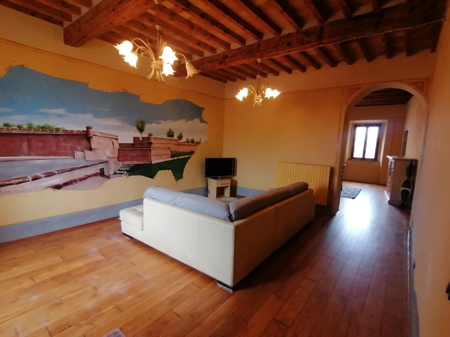 Quadrilocale arredato in affitto, Livorno venezia