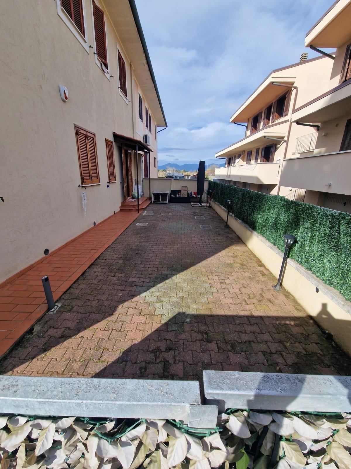 Trilocale con giardino a Collesalvetti