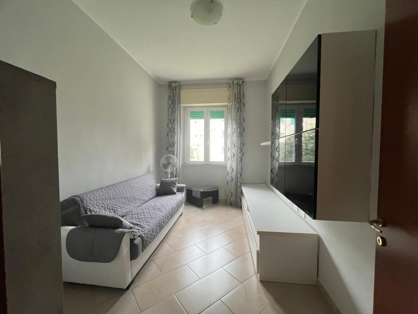 Trilocale arredato in affitto, Livorno ospedale