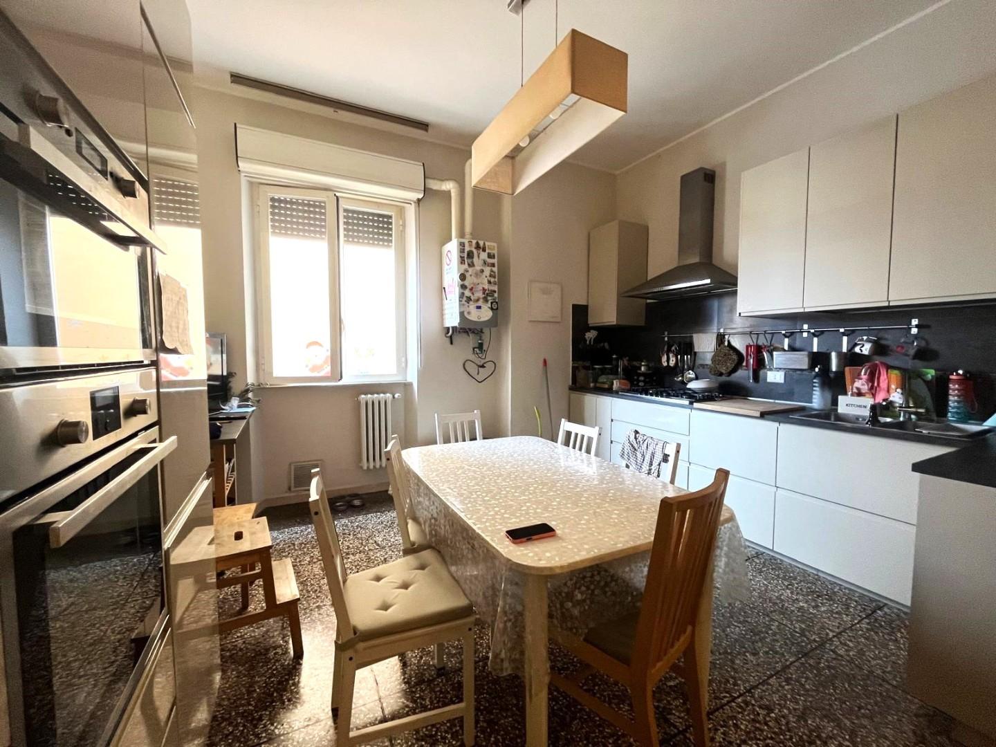 Appartamento ristrutturato, Livorno centro