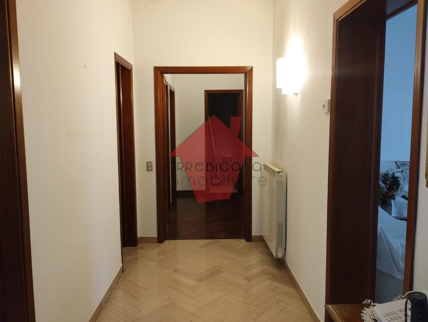 Quadrilocale con terrazzo, Empoli semicentro