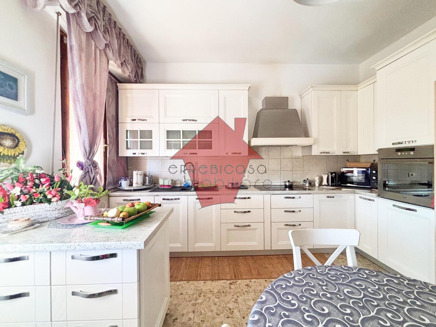 Appartamento con terrazzi, Empoli piazza toscanini