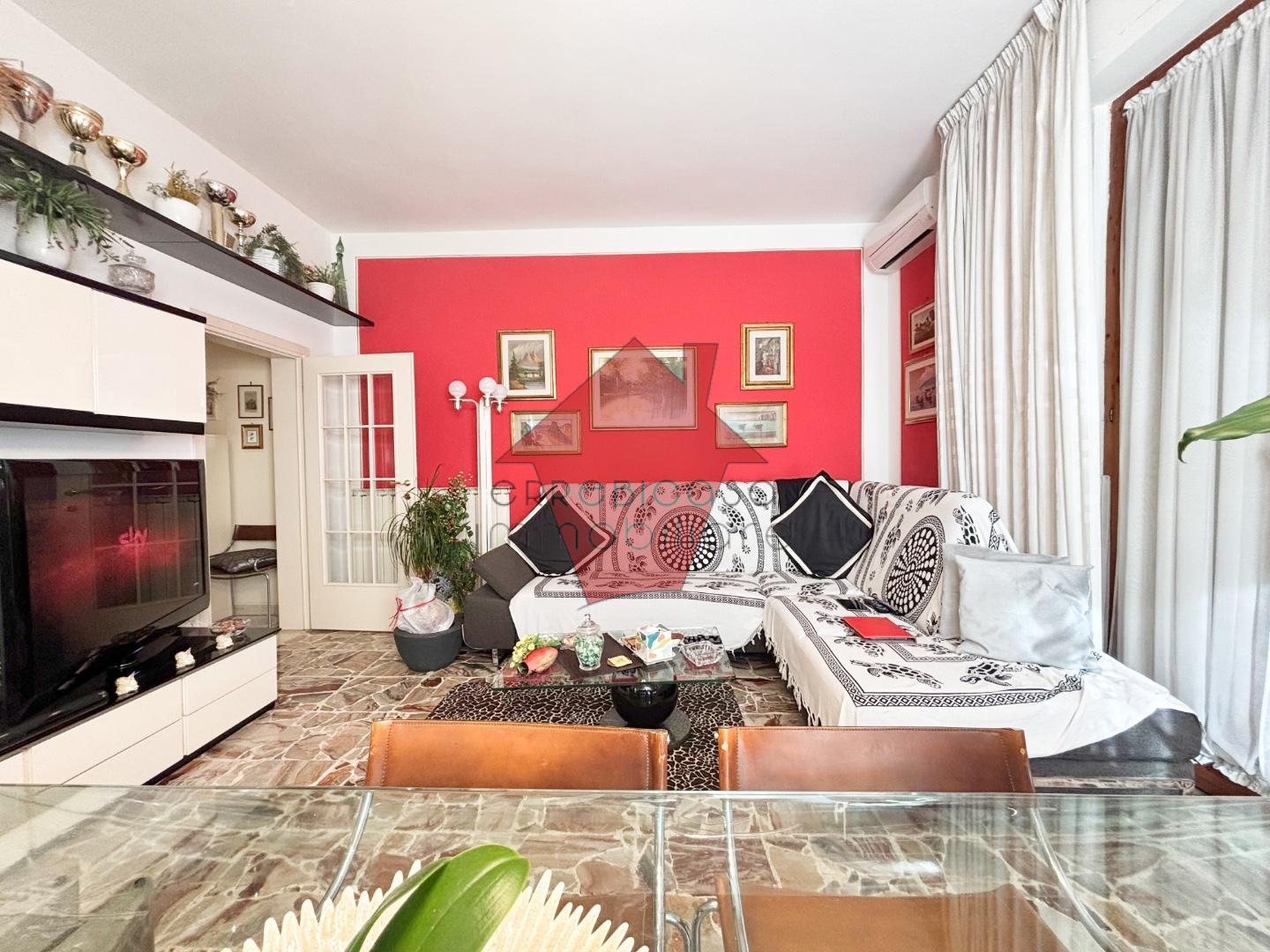 Appartamento con terrazzi, Empoli piazza toscanini