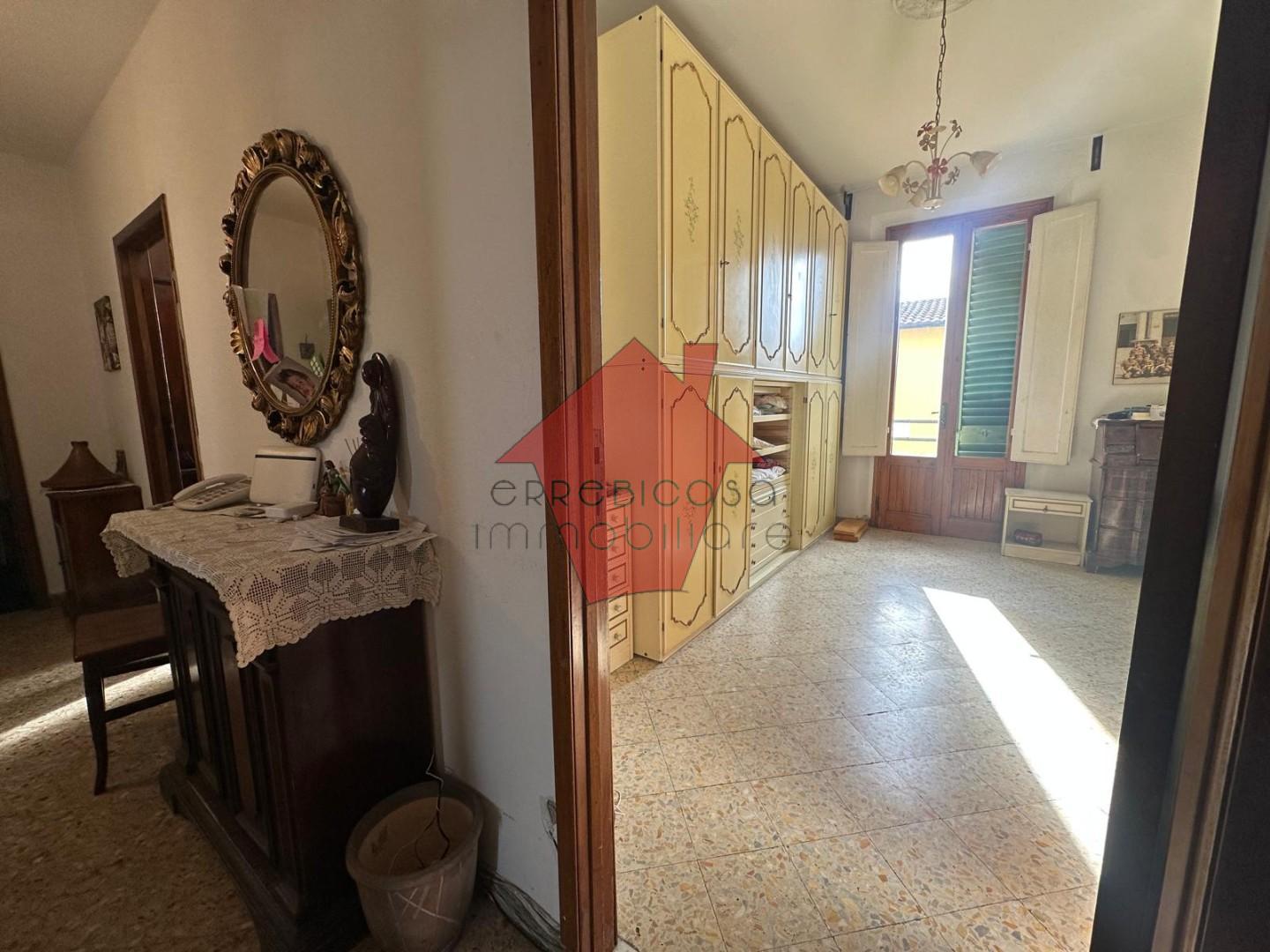 Quadrilocale con terrazzo a Empoli